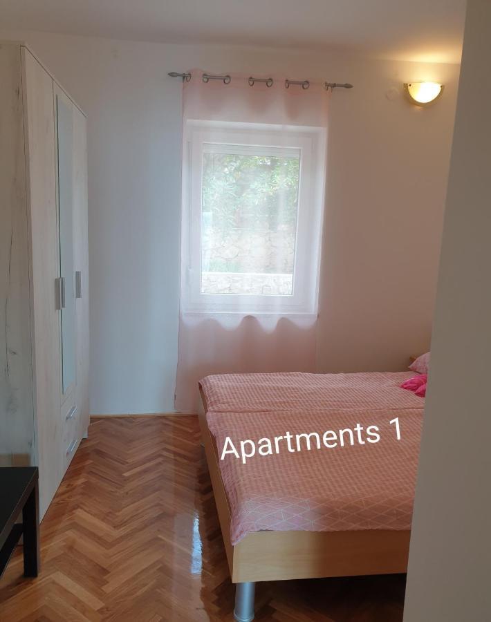 Leoalemar Apartment โนวีวีโนดอลสกี ภายนอก รูปภาพ